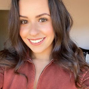 Meet your Posher, Gabby